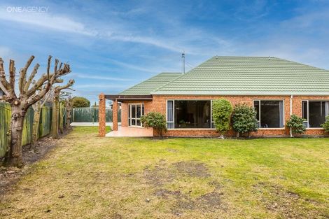 Photo of property in 24 Carmana Gardens, Rangiora, 7400