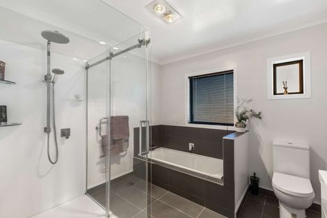 Photo of property in 82 Racecourse Road, Waiuku, 2123