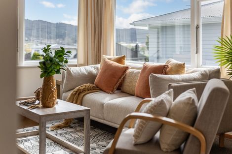 Photo of property in 73 Petrie Street, Wainuiomata, Lower Hutt, 5014