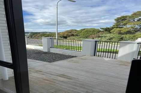 Photo of property in 1 Lime Rise, Flat Bush, Auckland, 2019