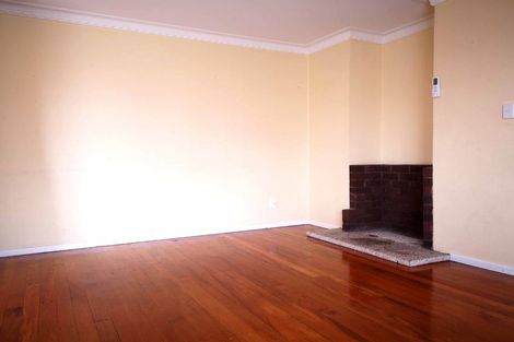 Photo of property in 46 Kohekohe Street, New Lynn, Auckland, 0600