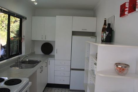 Photo of property in 441 Titirangi Road, Titirangi, Auckland, 0604