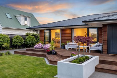 Photo of property in 87 Beachville Road, Redcliffs, Christchurch, 8081