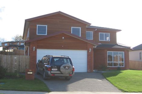 Photo of property in 51 Medallion Drive, Oteha, Auckland, 0632