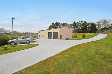 Photo of property in 17 Lupis Way, Kaiwaka, 0573