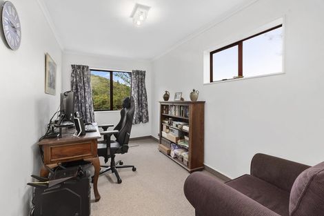 Photo of property in 4 Andaman Grove, Khandallah, Wellington, 6035