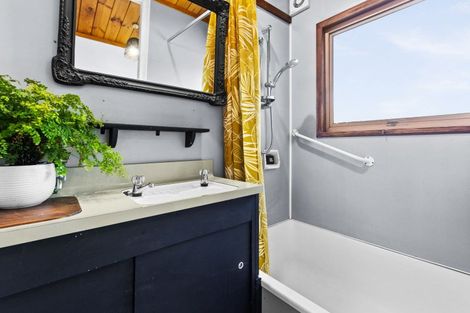 Photo of property in 12c Te Mata Peak Road, Havelock North, 4130