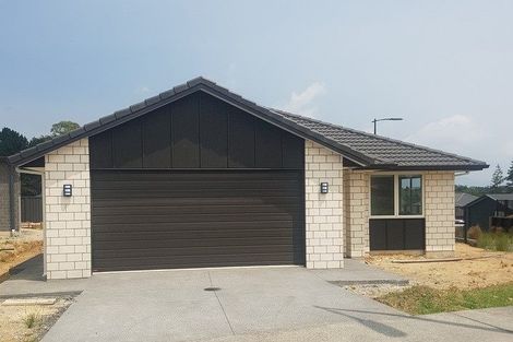 Photo of property in 1 Traverse Lane, Omokoroa, 3114