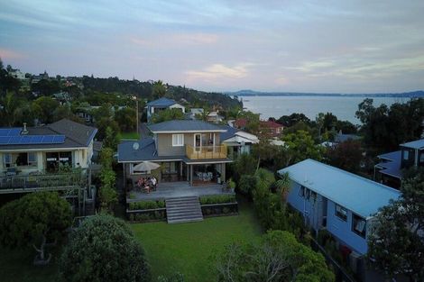Photo of property in 33 Dakota Avenue, Beach Haven, Auckland, 0626