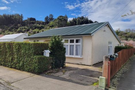 Photo of property in 16 Selwyn Street, North East Valley, Dunedin, 9010