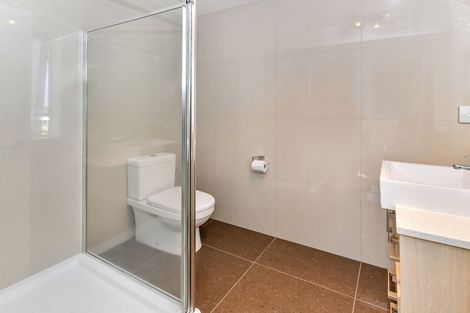 Photo of property in 13 Kereru Rise, Papakura, 2110