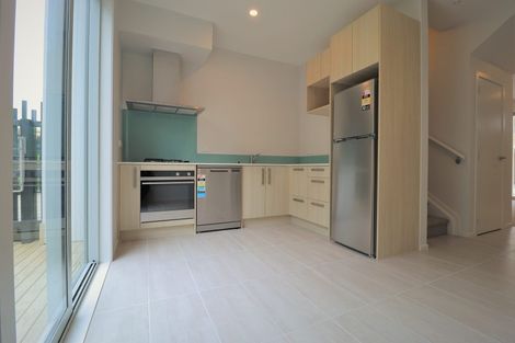 Photo of property in 10 Ceramic Lane, New Lynn, Auckland, 0600