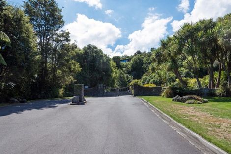 Photo of property in 44 Whakamoenga Point, Acacia Bay, Taupo, 3385