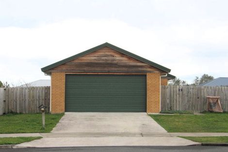 Photo of property in 35 Aldona Place, Fairview Downs, Hamilton, 3214