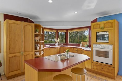 Photo of property in 345 Mazengarb Road, Paraparaumu, 5032