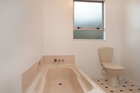 Photo of property in 30 Wharfe Street, South Hill, Oamaru, 9400