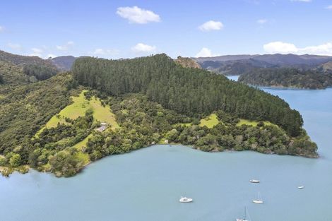 Photo of property in 225 Okura Bay Road, Totara North, Kaeo, 0479