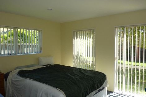 Photo of property in 2 Warner Place, Heathcote Valley, Christchurch, 8022