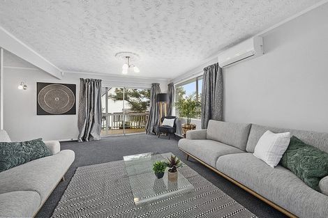 Photo of property in 52 Lord Street, Stokes Valley, Lower Hutt, 5019