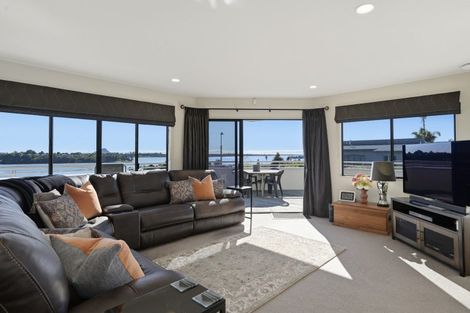 Photo of property in 29 Downing Place, Welcome Bay, Tauranga, 3112