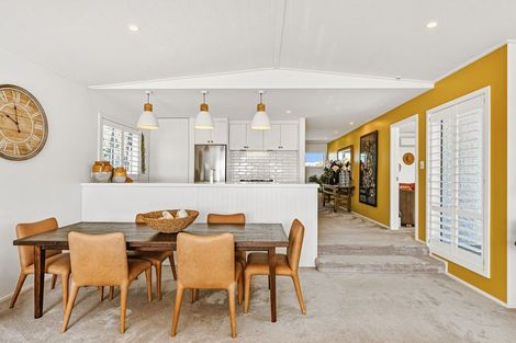 Photo of property in 16 Sutherland Avenue, Mount Maunganui, 3116