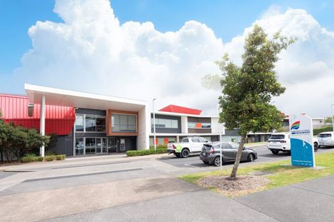 Photo of property in 5 Harbourside Parade, Hobsonville, 0616