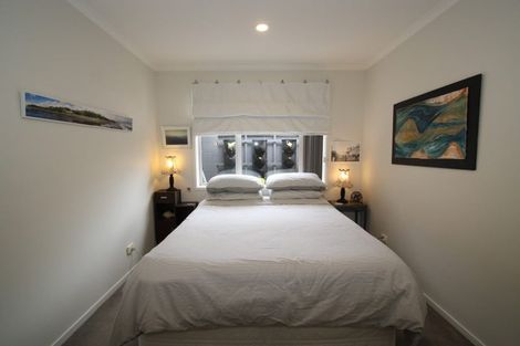 Photo of property in 32a Bulteel Street, New Plymouth, 4310