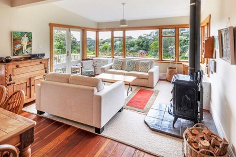 Photo of property in 12 Northland Road, Northland, Wellington, 6012