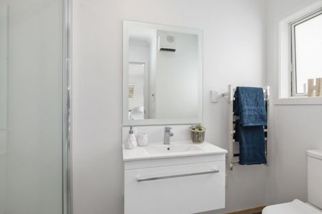 Photo of property in 127 Manuka Street, Stokes Valley, Lower Hutt, 5019