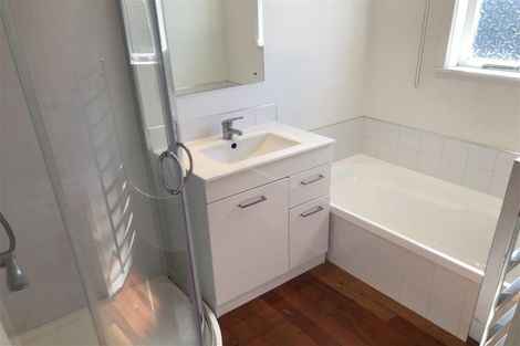 Photo of property in 29 Kayes Road, Pukekohe, 2120