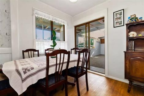 Photo of property in 41 Friedlanders Road, Manurewa, Auckland, 2102