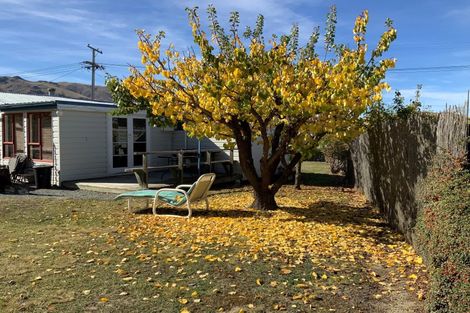 Photo of property in 215 Waitaki Drive West, Otematata, 9412