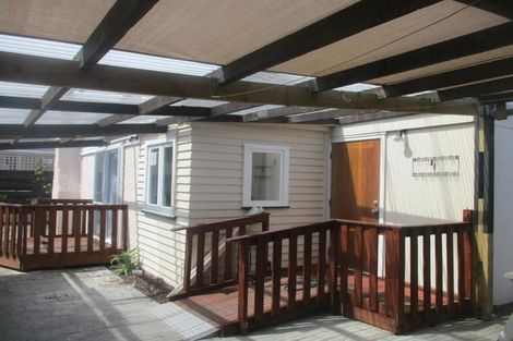 Photo of property in 15a Falla Street, Paraparaumu Beach, Paraparaumu, 5032