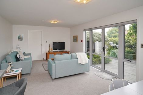 Photo of property in 1/8 Hutcheson Street, Sydenham, Christchurch, 8023