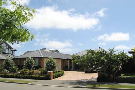 Photo of property in 51 Chesterfield Mews, Russley, Christchurch, 8042