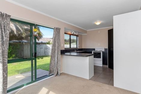 Photo of property in 15 Romana Crescent, Papamoa Beach, Papamoa, 3118