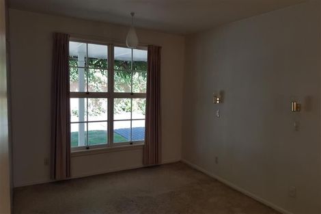 Photo of property in 8 Moorpark Place, Ilam, Christchurch, 8041