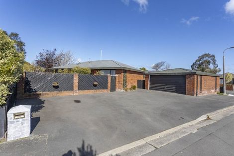 Photo of property in 2 Edwins Way, Burwood, Christchurch, 8083