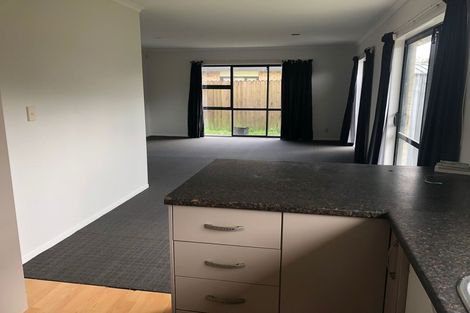 Photo of property in 3 Andrusha Place, Flat Bush, Auckland, 2019