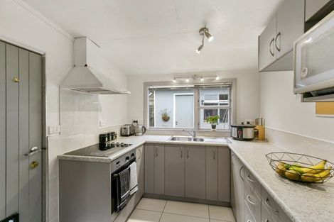 Photo of property in 1015 Makara Road, Makara Beach, Karori, 6972