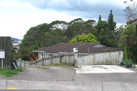 Photo of property in 8 Lorena Place, West Harbour, Auckland, 0618