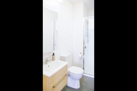 Photo of property in Twin Towers, 611/17 Putney Way, Manukau, Auckland, 2104