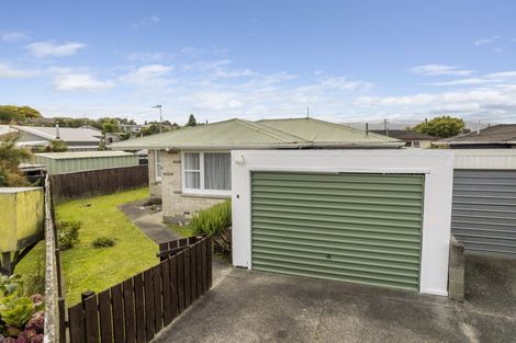Photo of property in 3 Alice Place, Levin, 5510