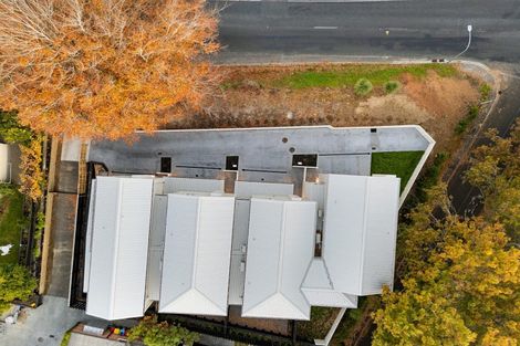 Photo of property in 1/2 Woodstock Road, Fairfield, Hamilton, 3214