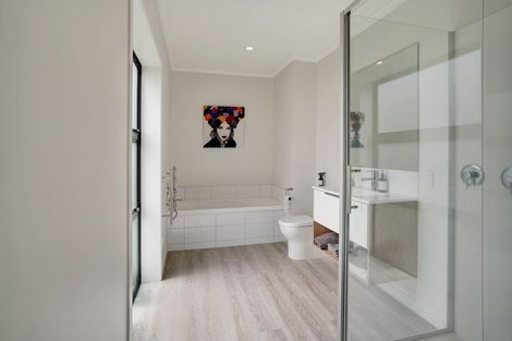 Photo of property in 54 Stratford Drive, Mount Pisa, Cromwell, 9383