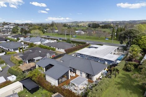 Photo of property in 102 Moffat Road, Bethlehem, Tauranga, 3110