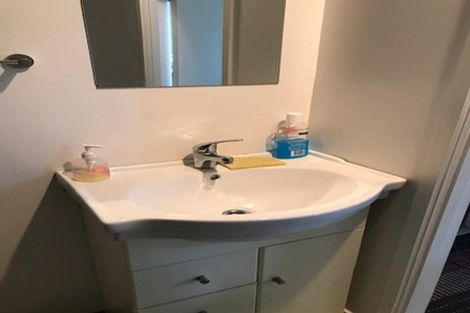 Photo of property in 1/23 Woodcote Drive, Glenfield, Auckland, 0629