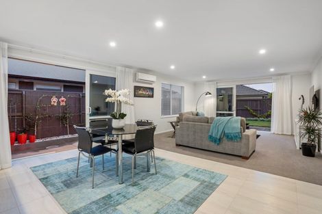 Photo of property in 32 Awatira Drive, Papamoa Beach, Papamoa, 3118