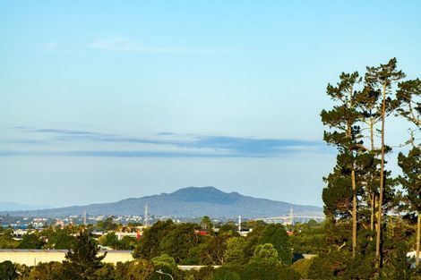 Photo of property in 90 Babich Road North, Ranui, Auckland, 0612