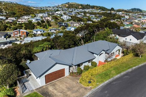Photo of property in 4 Petrel Lane, Whitby, Porirua, 5024